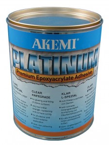 Adhesivo Platinium de Akemi comercializado por Aldanondo.