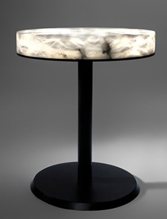 Mesa que se ilumina en alabastro.