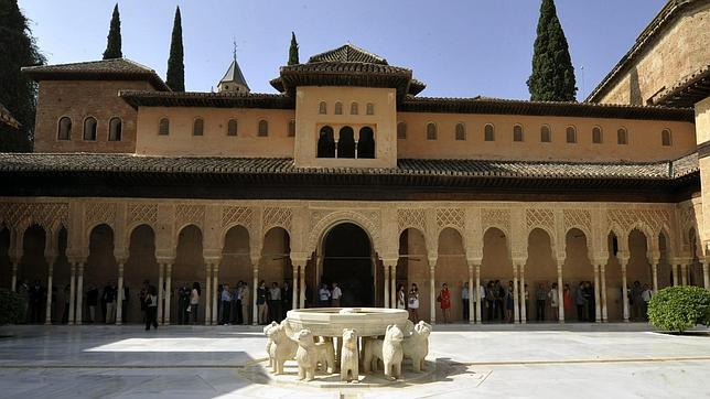 Patio de los leones