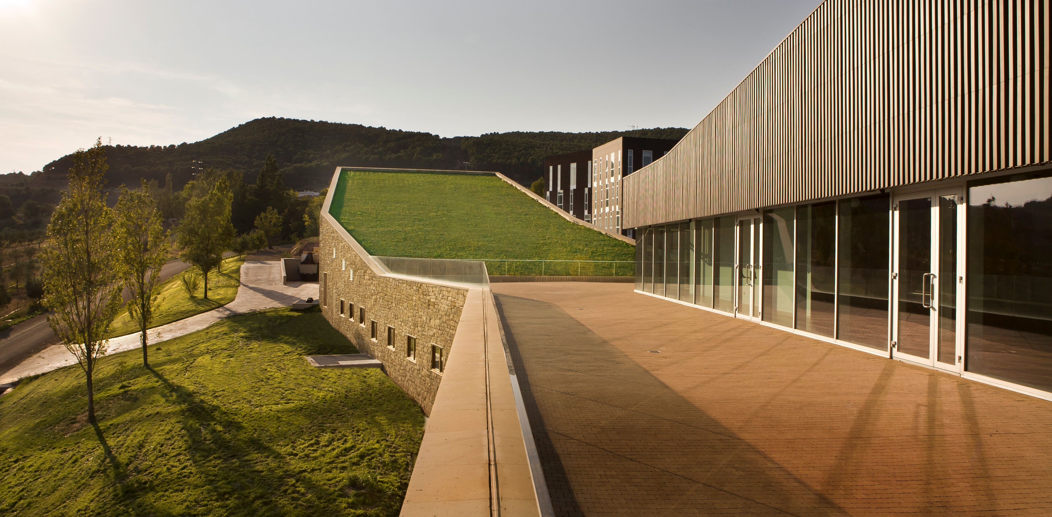 La Bodega institucional La Grajera en Logroño, premio ...