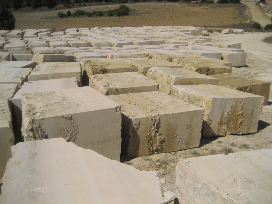 Bloques de Piedra de Silos en Cantera