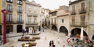 GRN/Banyoles/Public space de Mias Arquitectes.