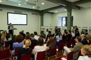 Santiago Alfonso durante presentacion CDC8