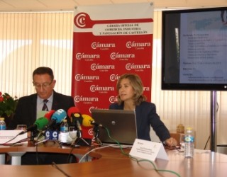 Manuel Rubert, presidente de Cevisama y Carmen Álvarez, directora del certamen.
