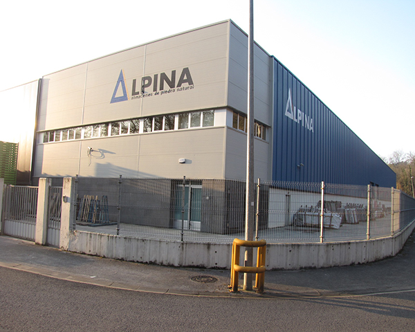 edificioalpina0219