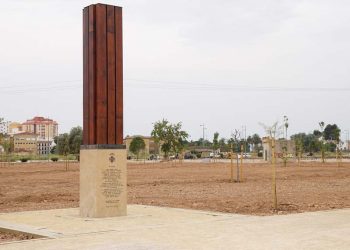 monolito alzira