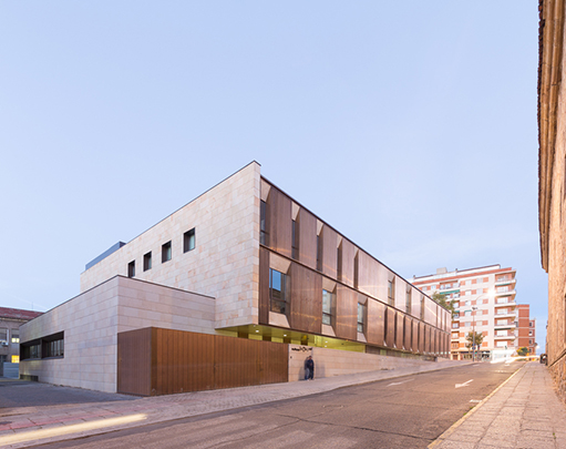 EDIFICIO MULTIUSOS I+D+I