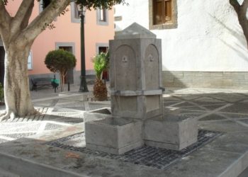 fuente santo domingo-canteria arucas
