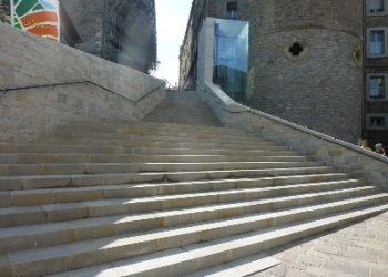 escaleras vitoria-taller de canteria olnasa