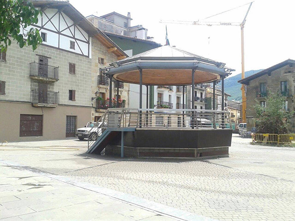 plaza de los fueros-alsasua