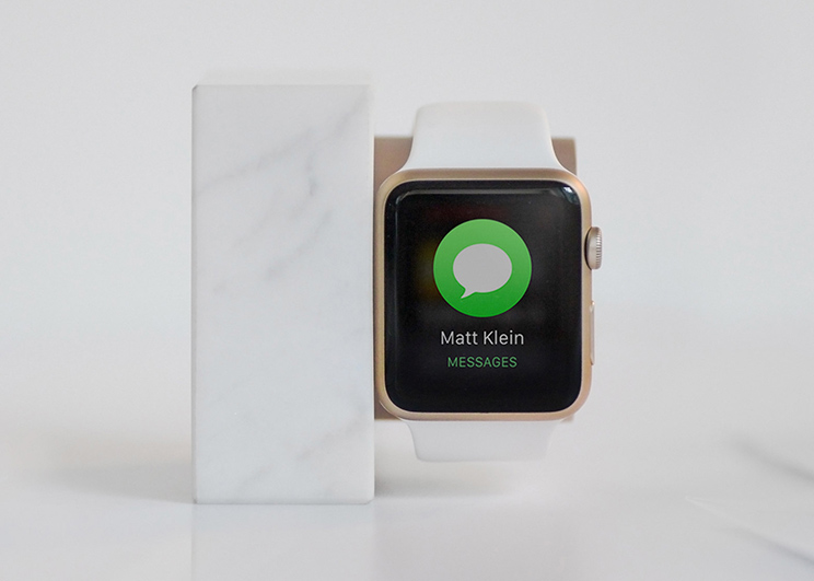 arquitectura_blanco_apple_watch_soporte_reloj