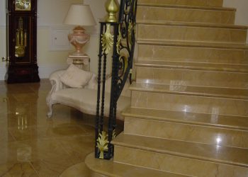 escaleras spanish gold