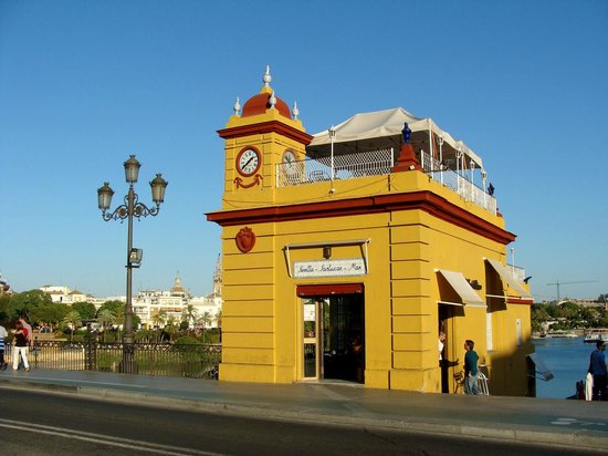 el-faro-de-triana