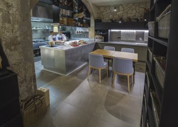 RESTAURANTE BARNA BORN PULPIS SILVIA SANCHEZ GUISADOARQUITECTO