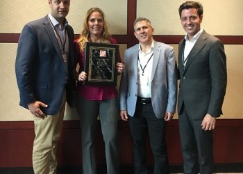 cosentino-2016-home-depot-supplier-of-the-year-lr