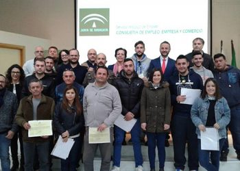 alumnos titulados escuela del marmol