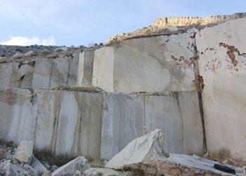 cantera fuente de la peña-jaen