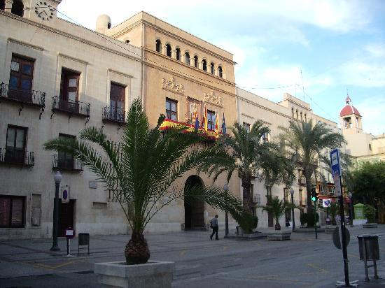plaza-de-ayuntamiento elche