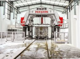 Breton PARAGON multiwire machine cutting granite blocks (6)