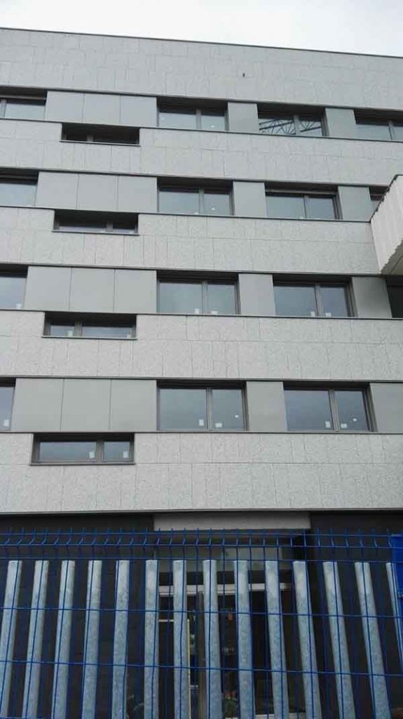 fachada granito gris zamar 4