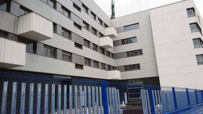 fachada ventilada granito gris zamar