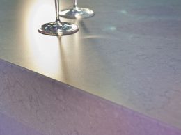 Silestone Suede color Cygnus (baja)