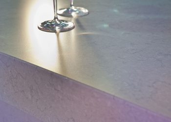Silestone Suede color Cygnus (baja)