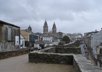 muralla-de-lugo-e-catedral