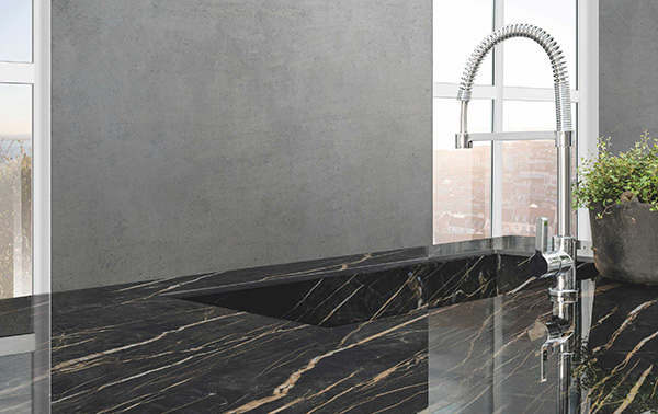 Laminam noir desir