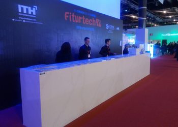 Recepcion con SIlestone en Fiturtech 2018 1 (lr)