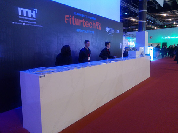 Recepcion con SIlestone en Fiturtech 2018 1 (lr)