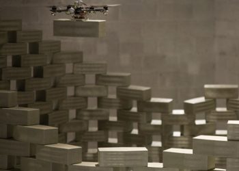 dezeen_Flight-Assembled-Architecture-4