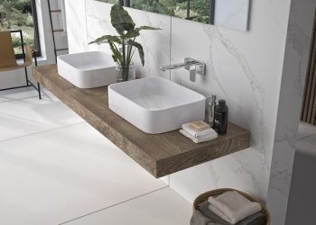 Lavabo Marie by Silestone y revestimiento pared _ Color Silestone Calacatta Gold (2)