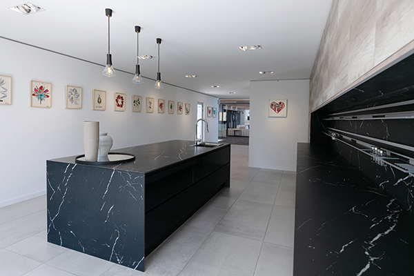 Neolith0823