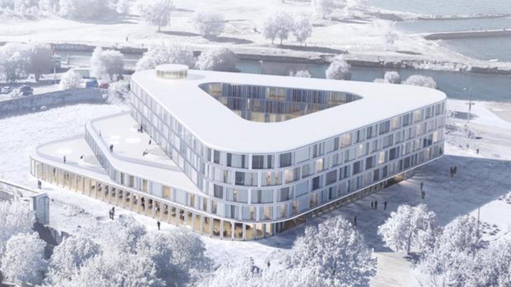 bakpak-estonia-kSq--1240x698@abc