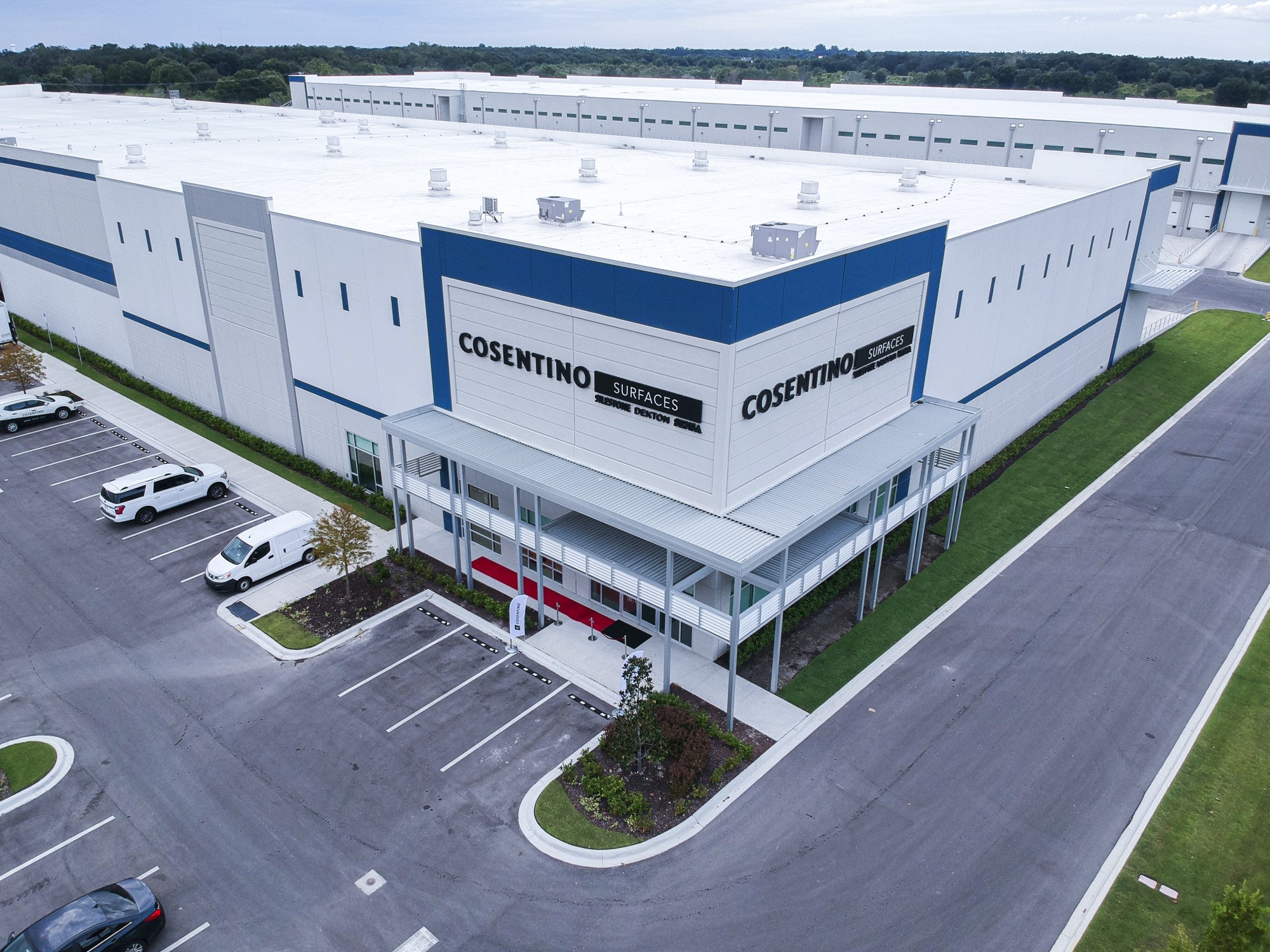 Cosentino-Tampa-Facade-lr