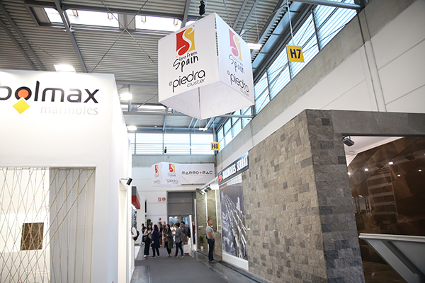 pabellon españa-0304