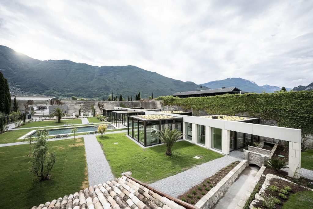 marazzi_monastero_001.jpg__1920x0_q75_crop_subsampling-2
