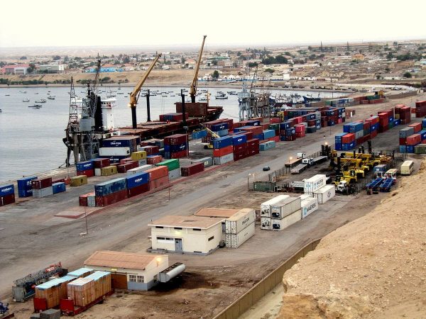 Commercial_port_of_Namibe