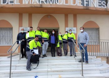 alumnos Escuela Mármol operaciones auxiliares