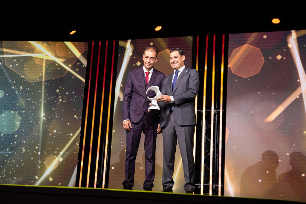 Juanma Moreno, gala Premios Macael 2022 (1)