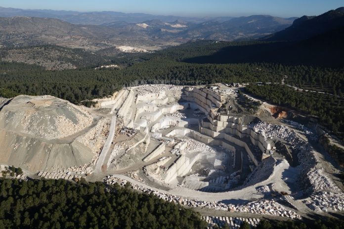 2 - Cantera Levantina Group 2 - Cantera Levantina Group