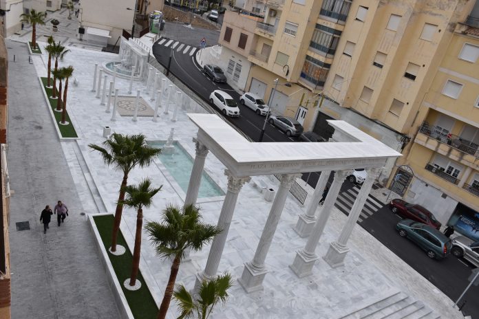 Plaza Almería- macael- marmol- marca- escultura. Foto Ayuntamiento de Macael cedida por AEMA.