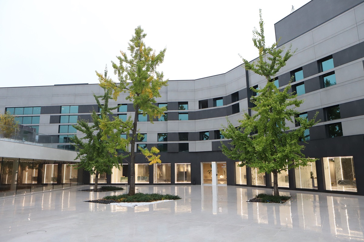 patio-exteriores- grupo iris IMG_2259 foto focuspiedra