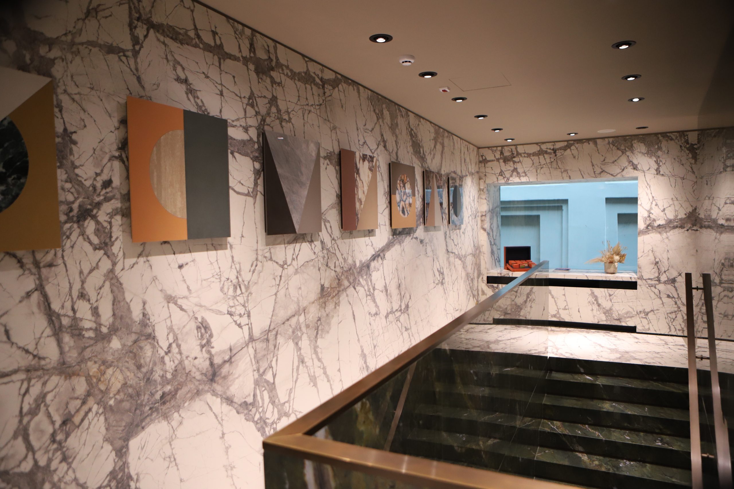showroom iris milan IMG_2487 Foto Focuspiedra