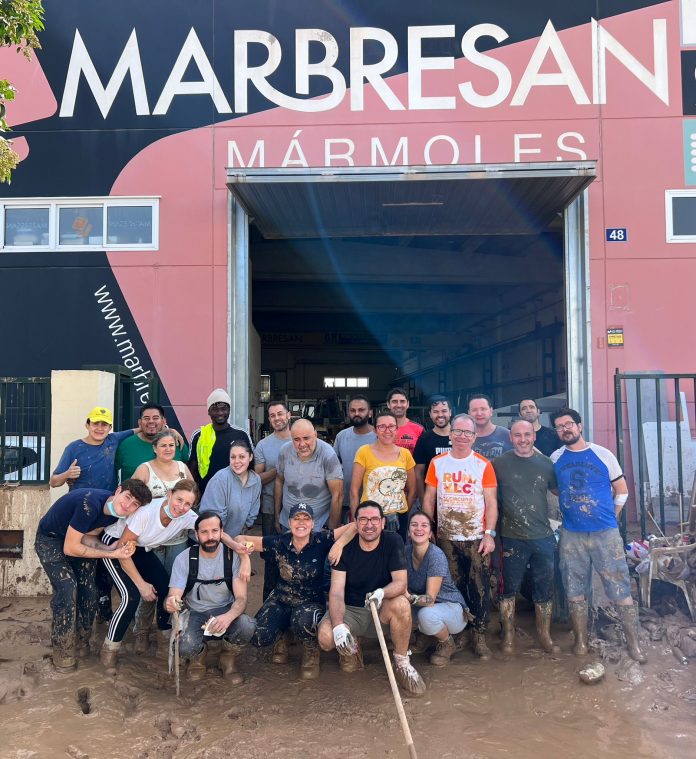 equipo que ayudó a Marbresam