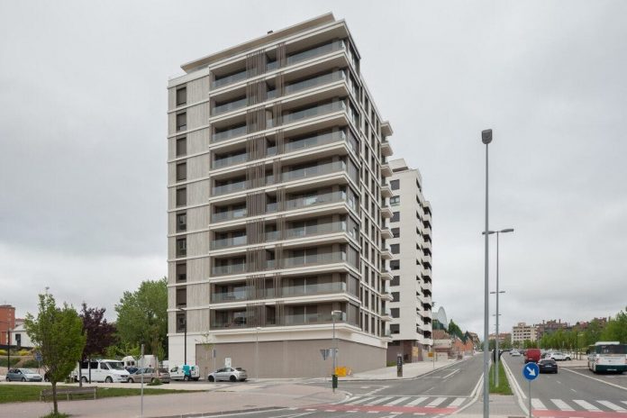 Fachada-Pamplona-26-1110x740