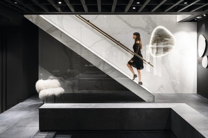 CEO Showroom IGG