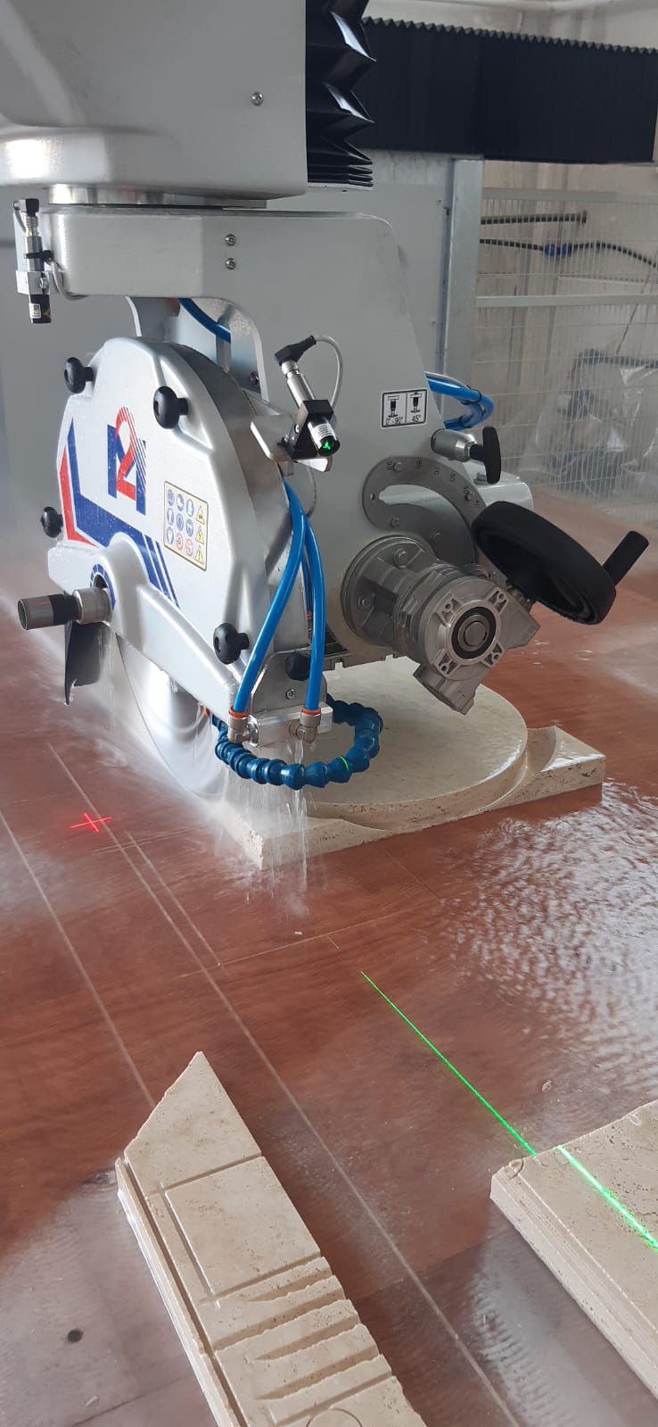 astra 4 detalle