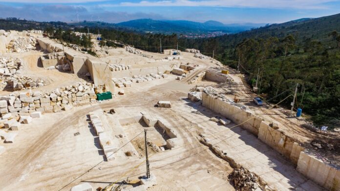cantera salgueira-portugal-foto farpedra